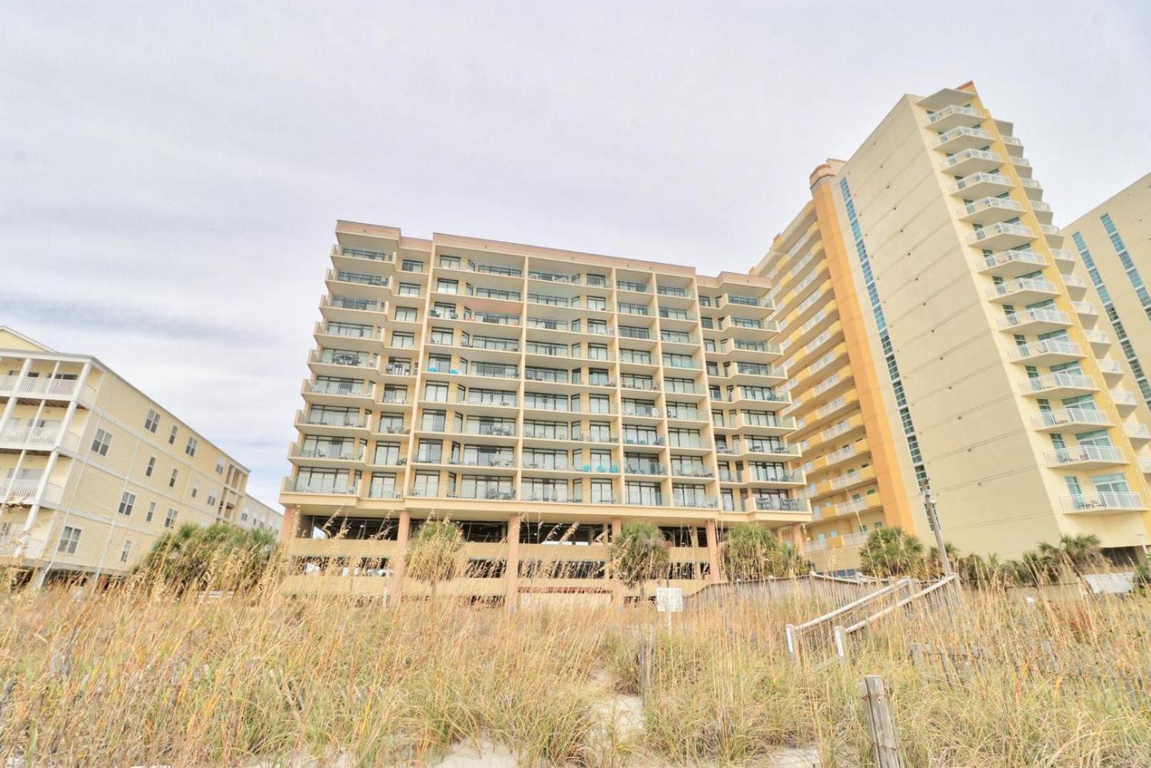 Ocean View Condo, Pool, Beach Access, Wifi Included, Monthly Winter Holiday home Myrtle Beach