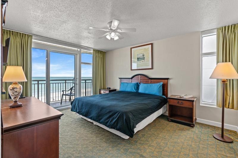 Holiday home New Holiday Sands 511 Pools, Wifi, 2br Oceanfront Myrtle Beach