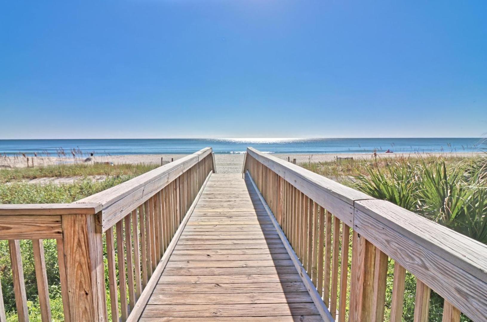 Beautiful Warm Ocean View Beach With Pool Myrtle Beach