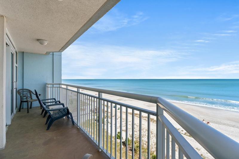 New Holiday Sands 511 Pools, Wifi, 2br Oceanfront Holiday home