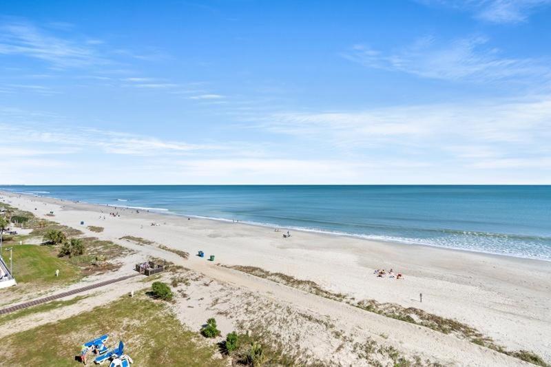 Holiday home New Holiday Sands 511 Pools, Wifi, 2br Oceanfront Myrtle Beach