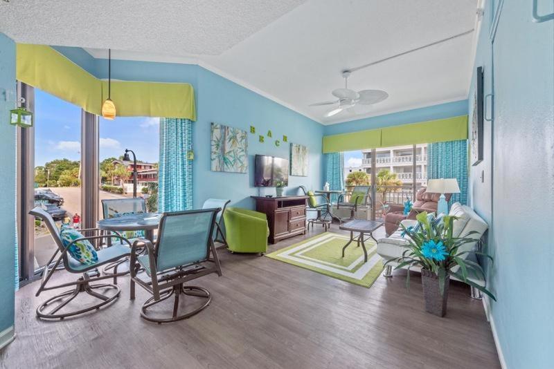 Holiday home Beautiful, Beachy Decor, Ocean View, Breathtaking *