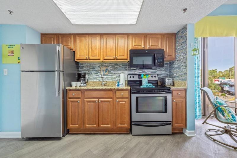 Beautiful, Beachy Decor, Ocean View, Breathtaking Holiday home *