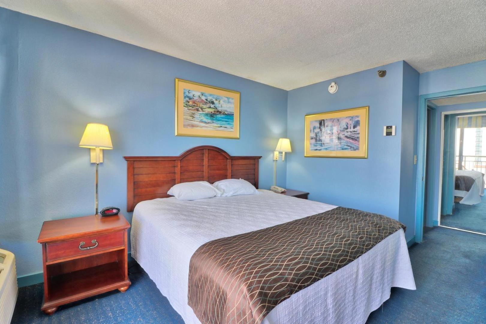 Holiday home Enticing Ocean View Located On The Blvd, Wifi Included, Monthly Winter Ren
