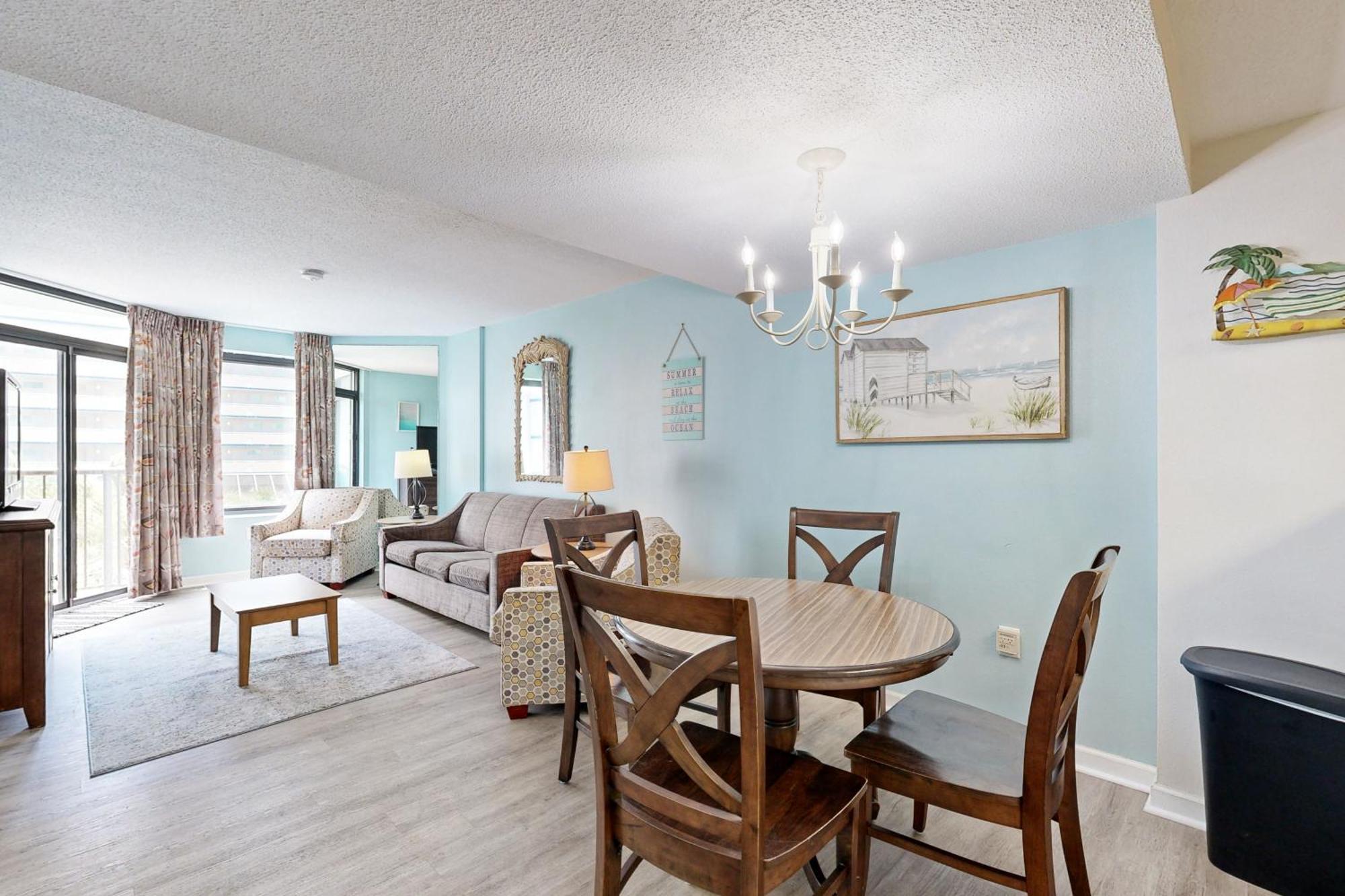 Colony & Golden Mile Holiday home