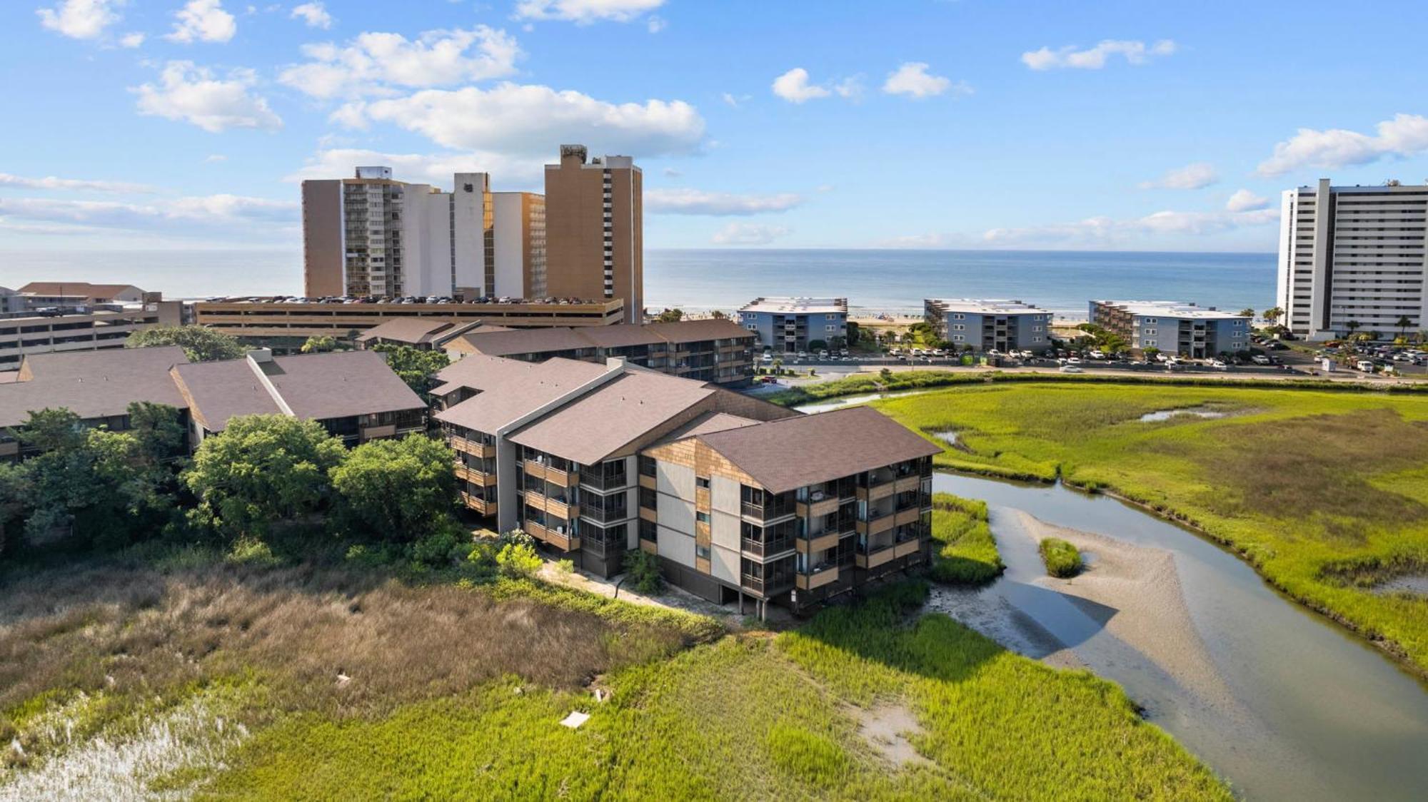 Seaside Splendor Apartment *
