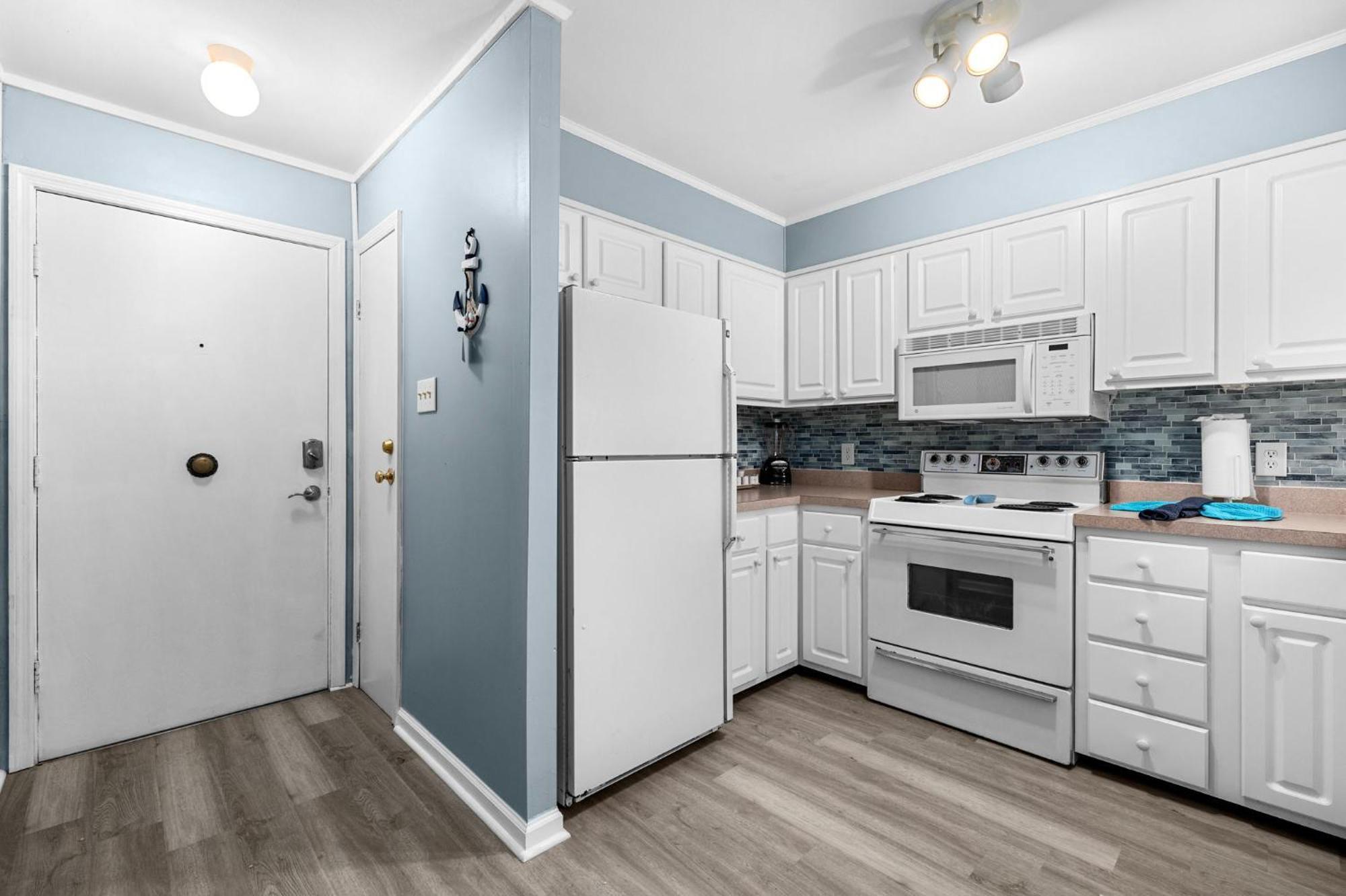 Seaside Splendor Apartment *