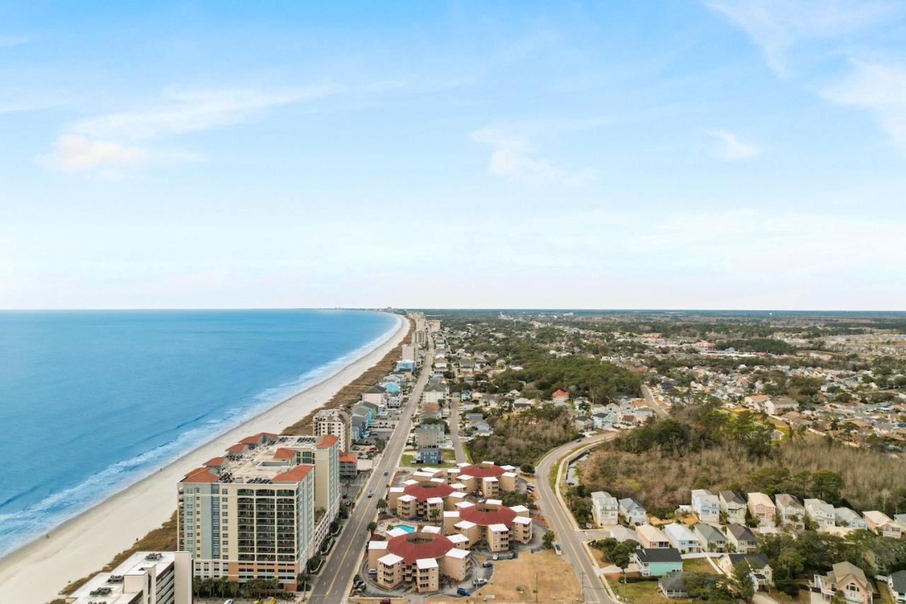 Apartment Pools - Near Main St - Steps Away - Waipani