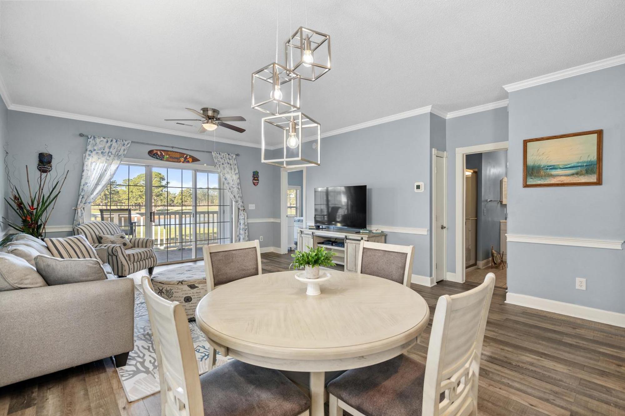 Impeccable Golf View- 4 Bds- Pools - Near Broadway Apartment Myrtle Beach