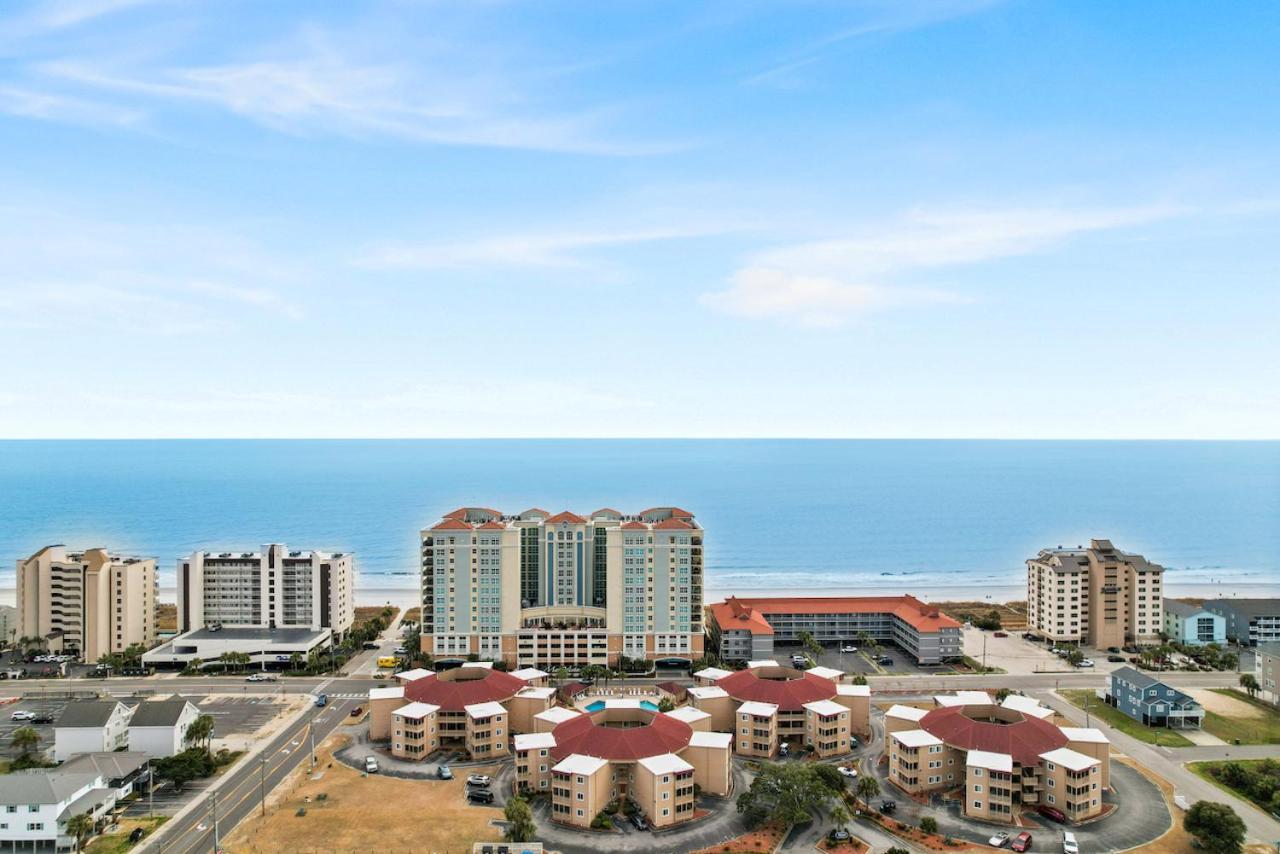 Apartment Pools - Near Main St - Steps Away - Waipani *