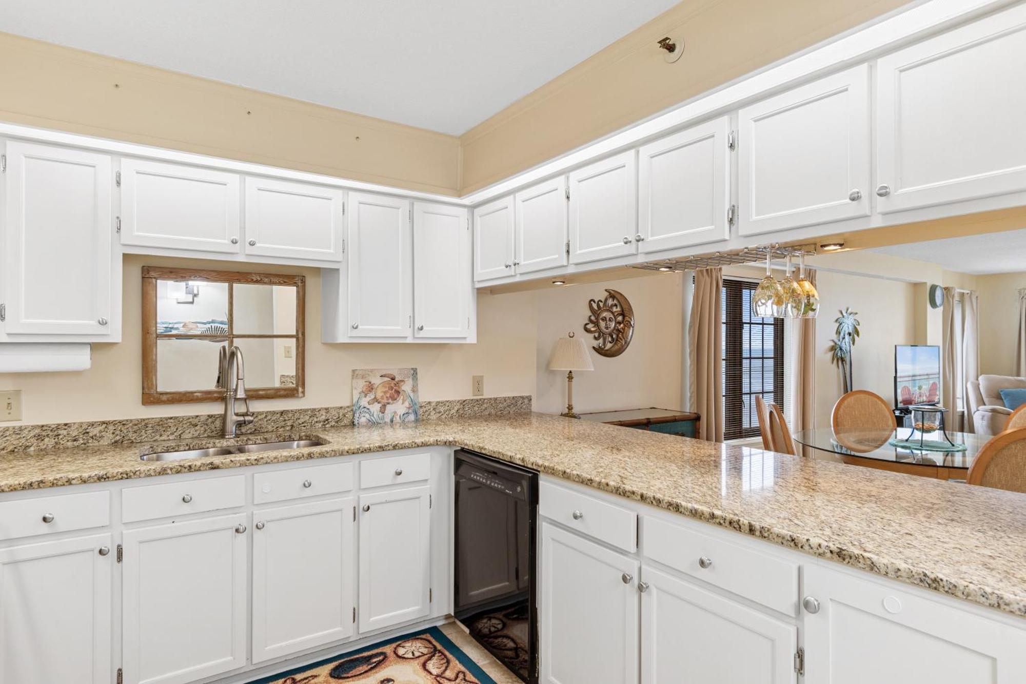Luxurious Beachfront At Sea Marsh Ii Apartment
