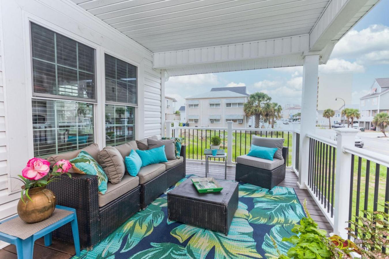 New Tropical Getaway With Pool, Games, Steps 2 By Mybeach Vacation