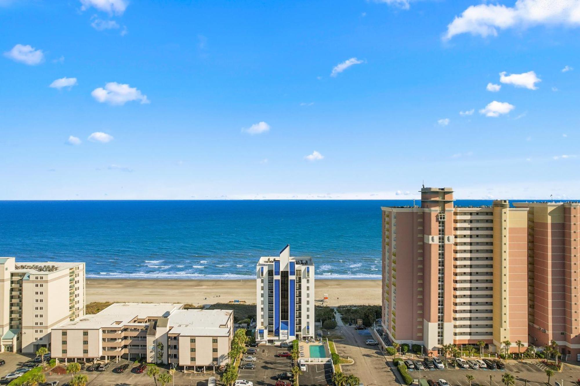 Elegant Oceanfront Escape Apartment
