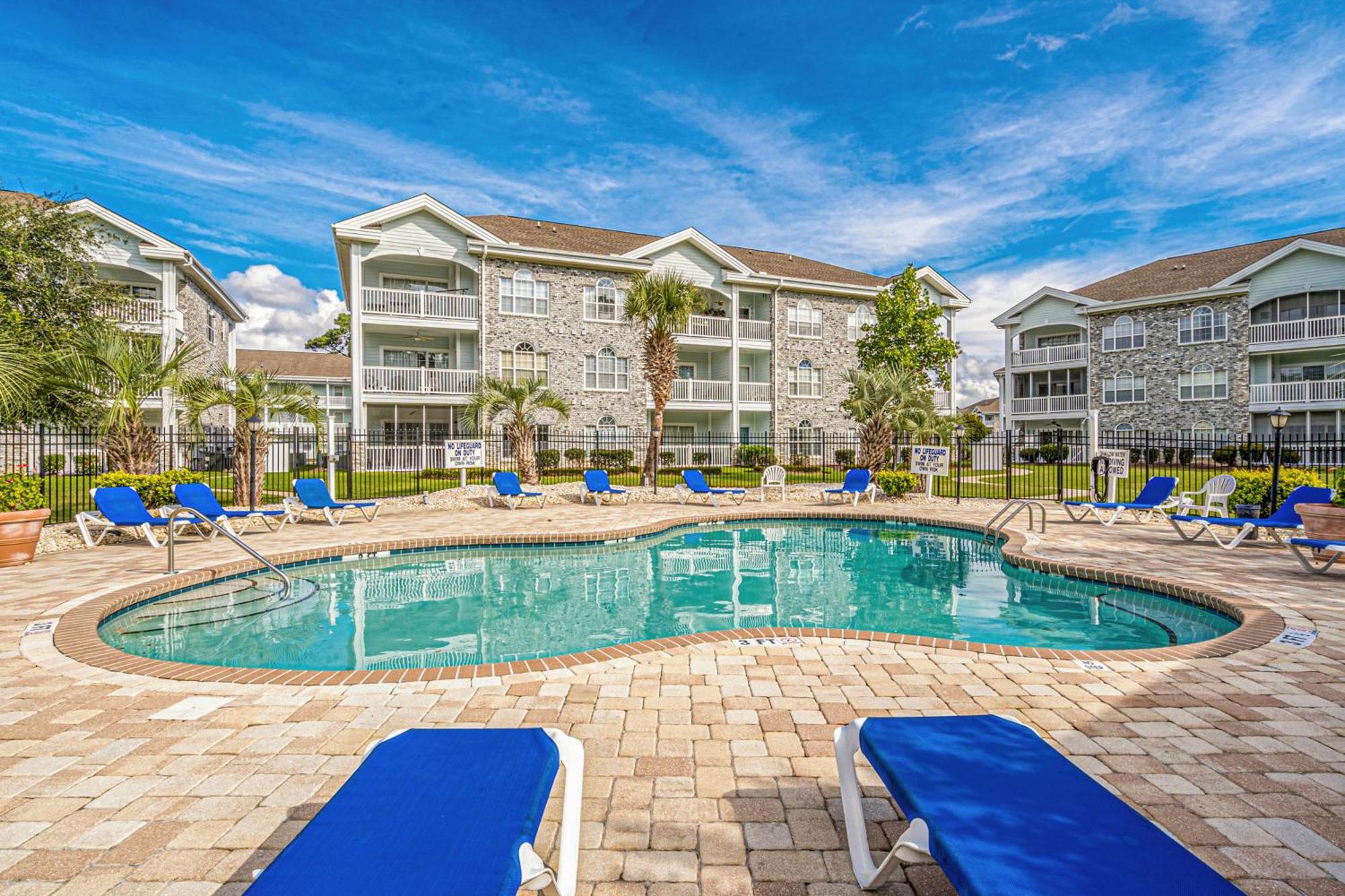 Impeccable Golf View- 4 Bds- Pools - Near Broadway Apartment Myrtle Beach