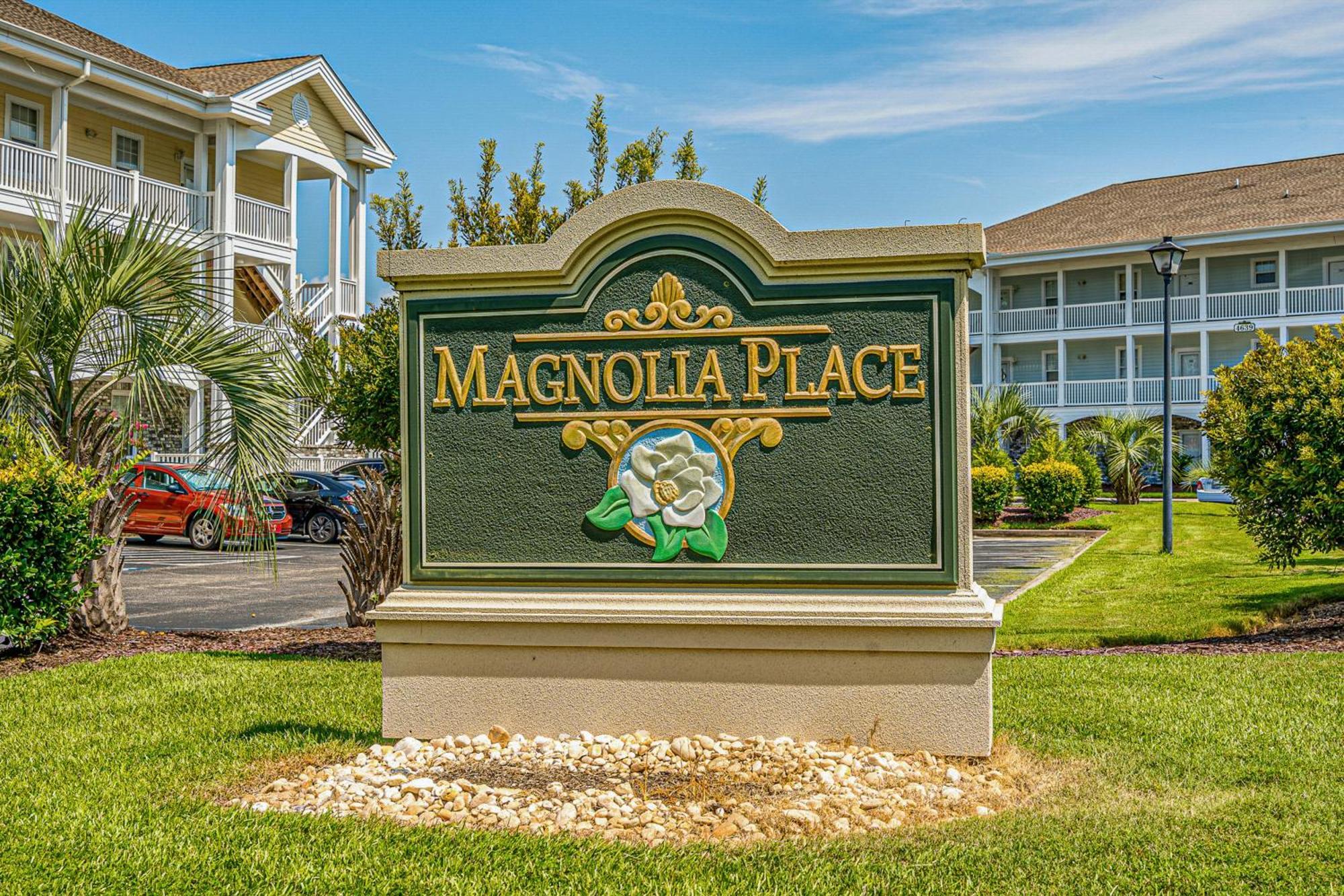 Apartment Impeccable Golf View- 4 Bds- Pools - Near Broadway