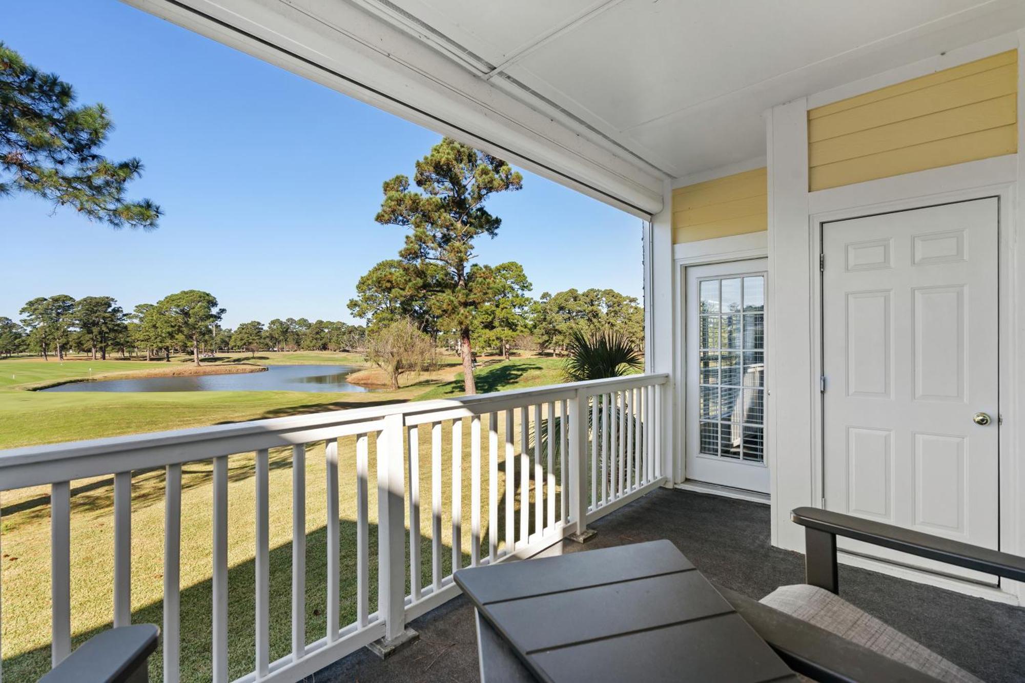 Impeccable Golf View- 4 Bds- Pools - Near Broadway Myrtle Beach