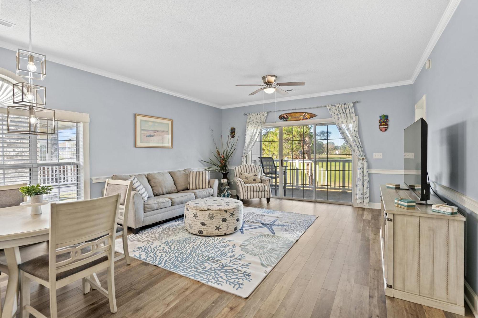 Impeccable Golf View- 4 Bds- Pools - Near Broadway Apartment *