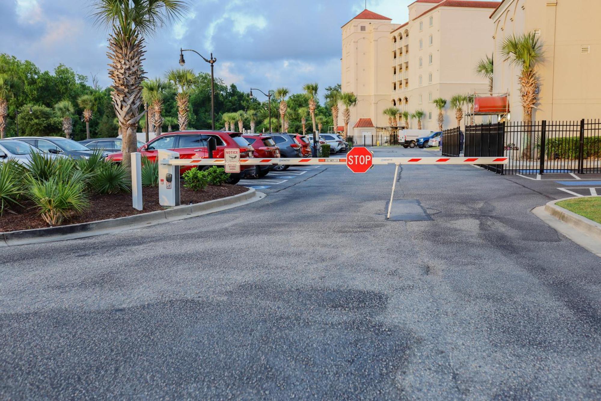 Apartment Waterway Suite! 1050sqft, Ground Floor, Huge Pool! Myrtle Beach