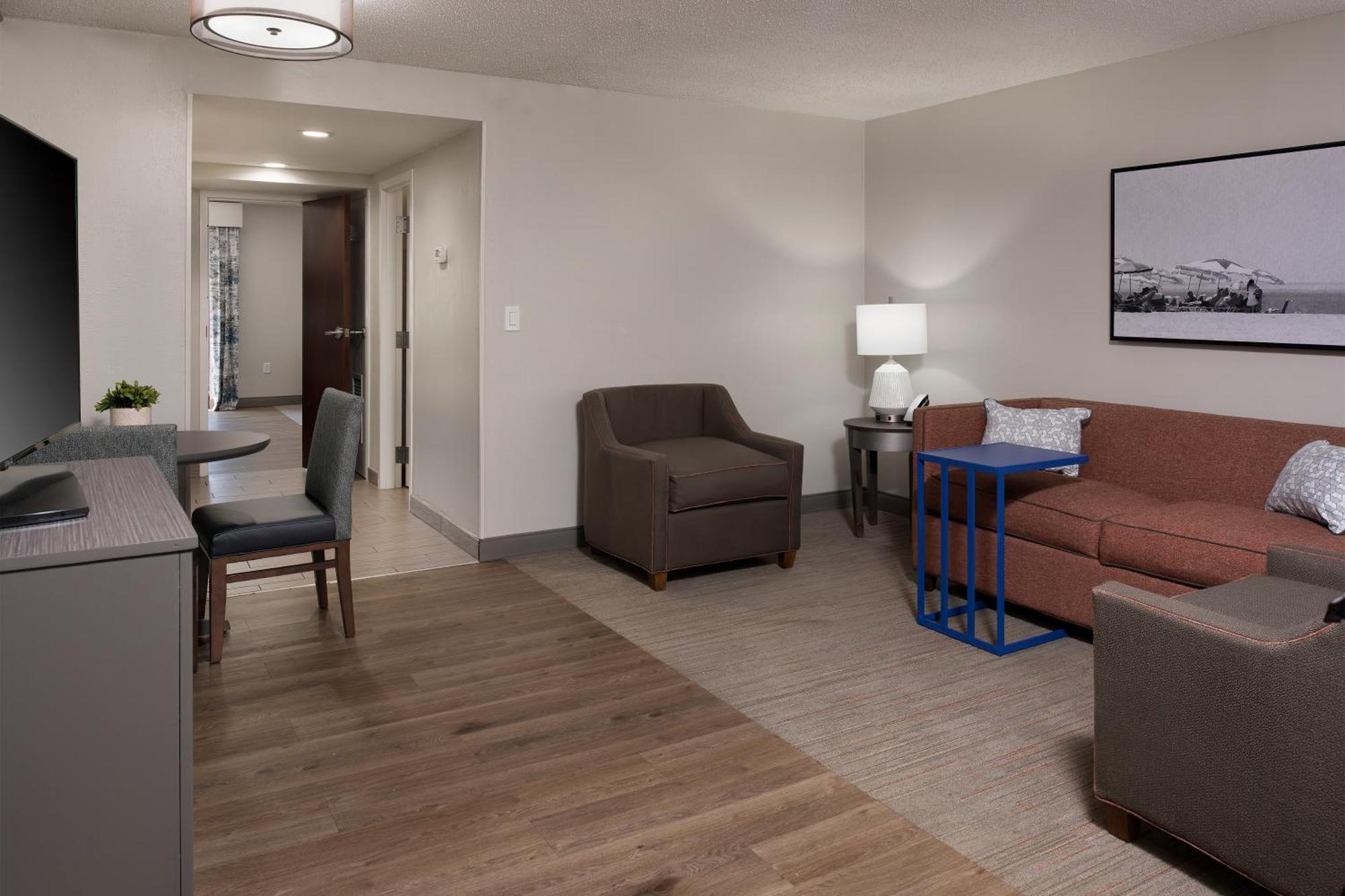 Hampton Northwood Hotel 3*