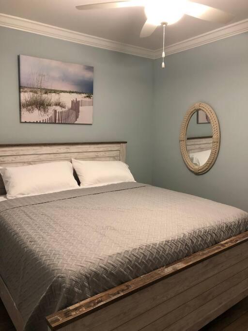 Bailey's Blue Ocean View Holiday home *