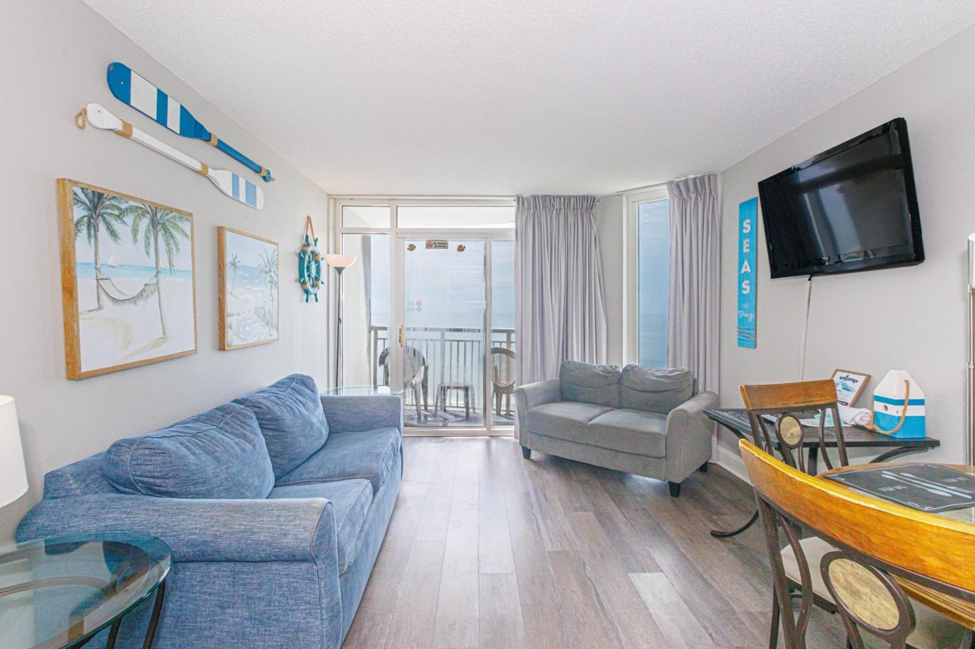 Beautifully Decorated Direct Oceanfront 1 Bedroom 1 Ba Atlantica 1003