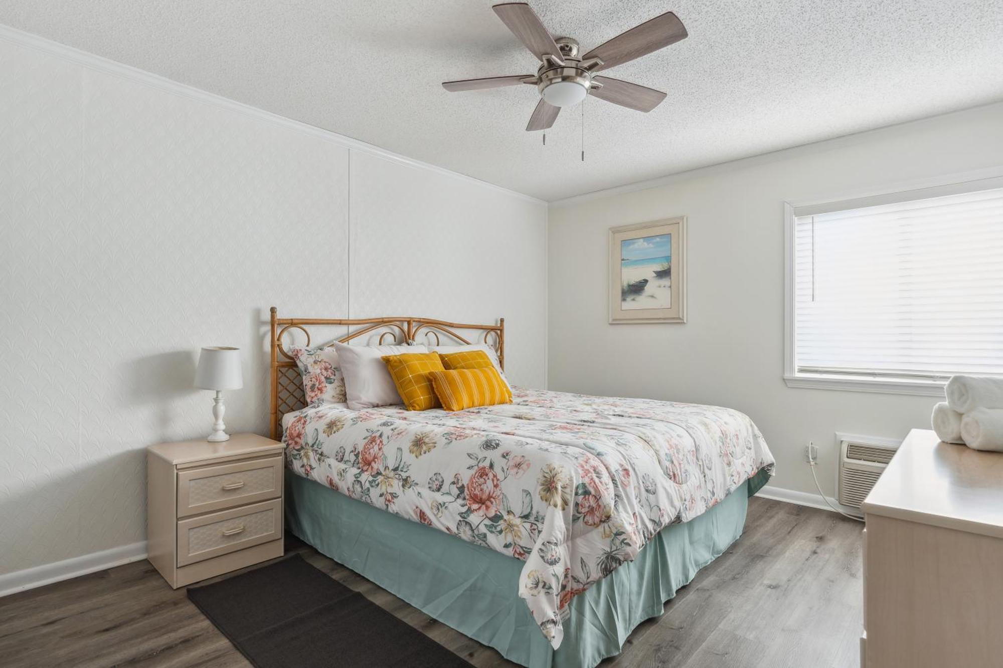 Your Cozy Escape By The Beach *