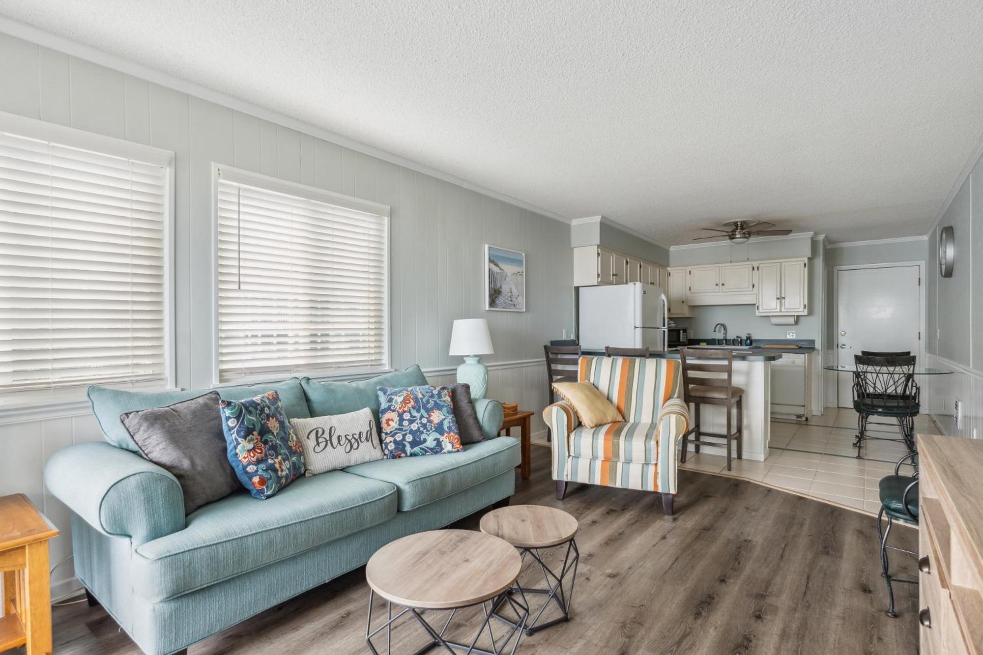 Your Cozy Escape By The Beach *