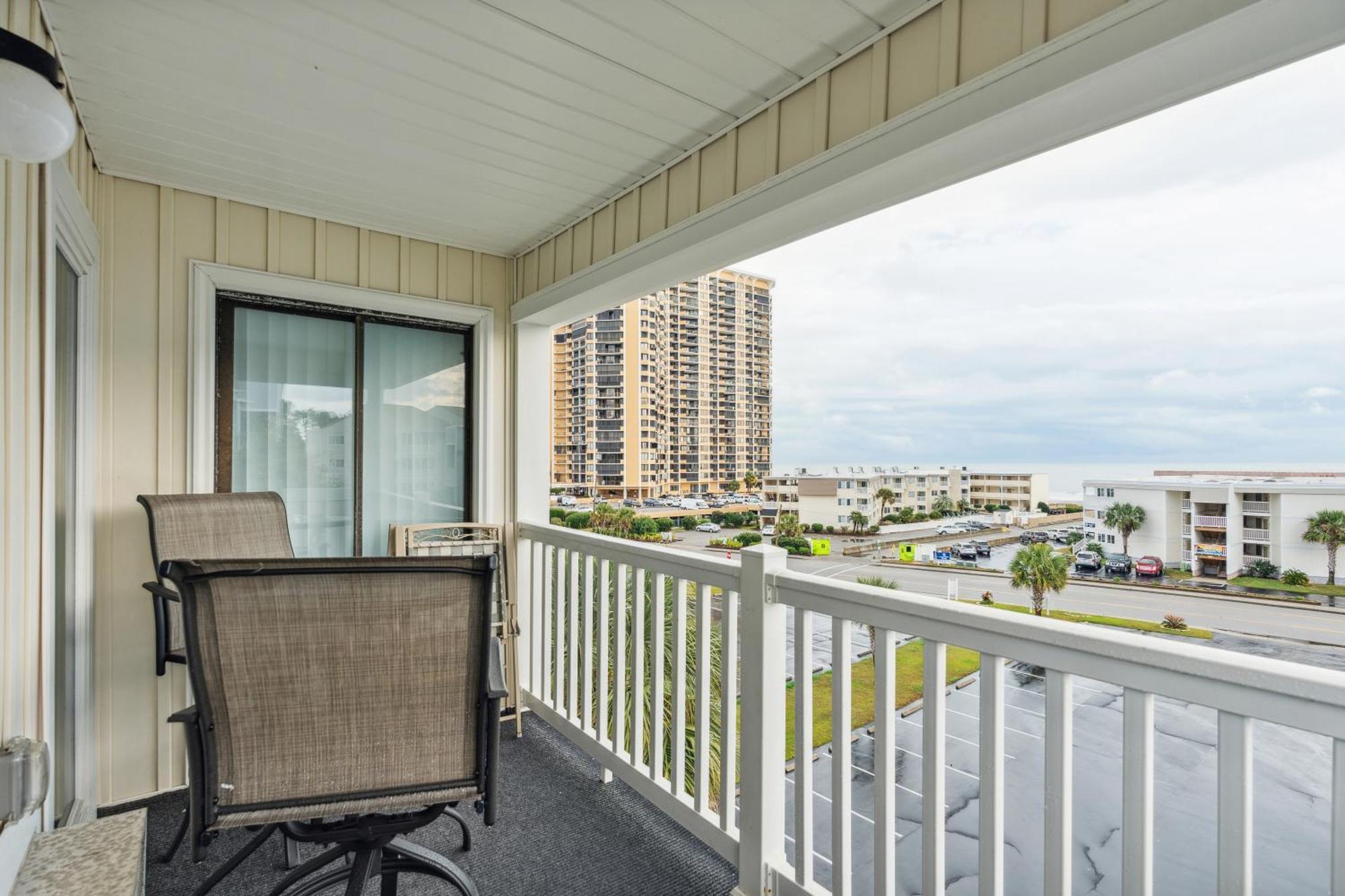 Your Cozy Escape By The Beach Holiday home *