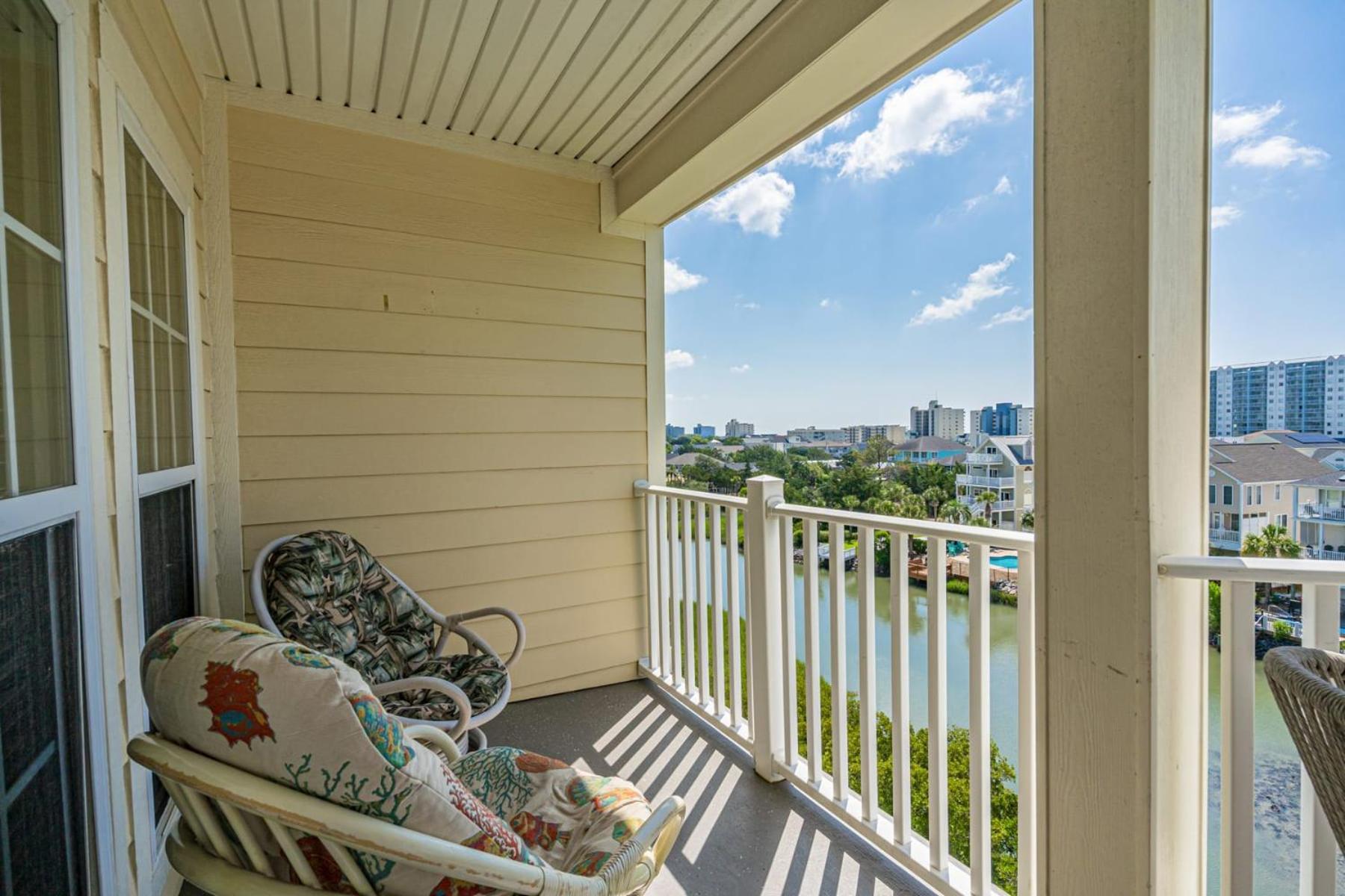Ocean Marsh Relaxing Waterfront Loft Unit 403 *
