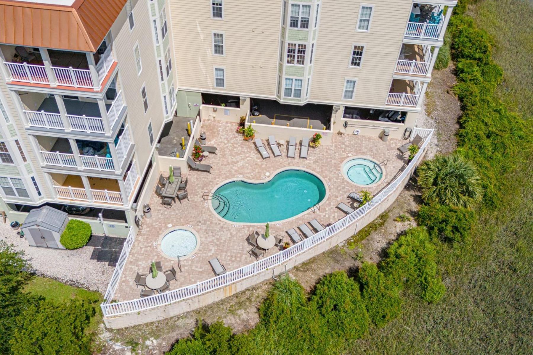 Ocean Marsh Relaxing Waterfront Loft Unit 403 *