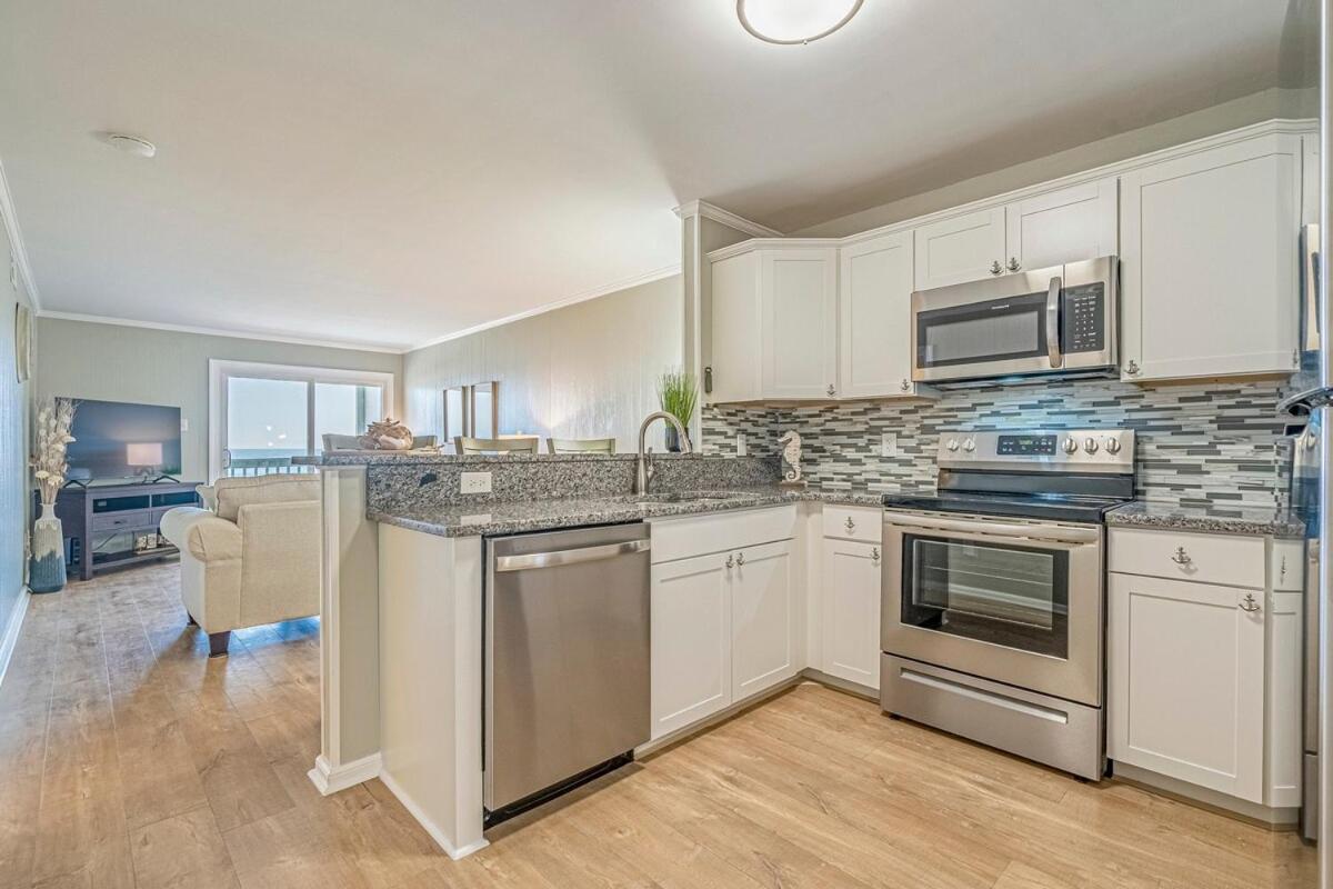 Chateau By The Sea Oceanfront Unit D2 * Myrtle Beach