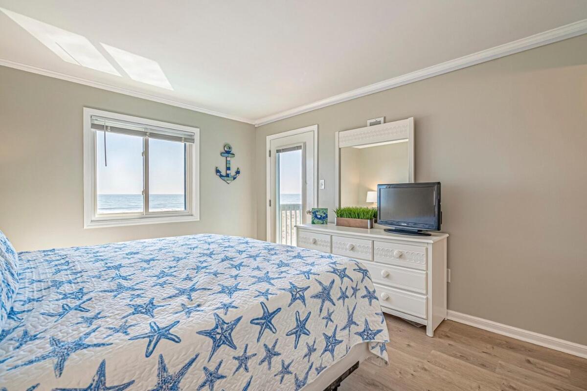 Chateau By The Sea Oceanfront Unit D2 Holiday home Myrtle Beach