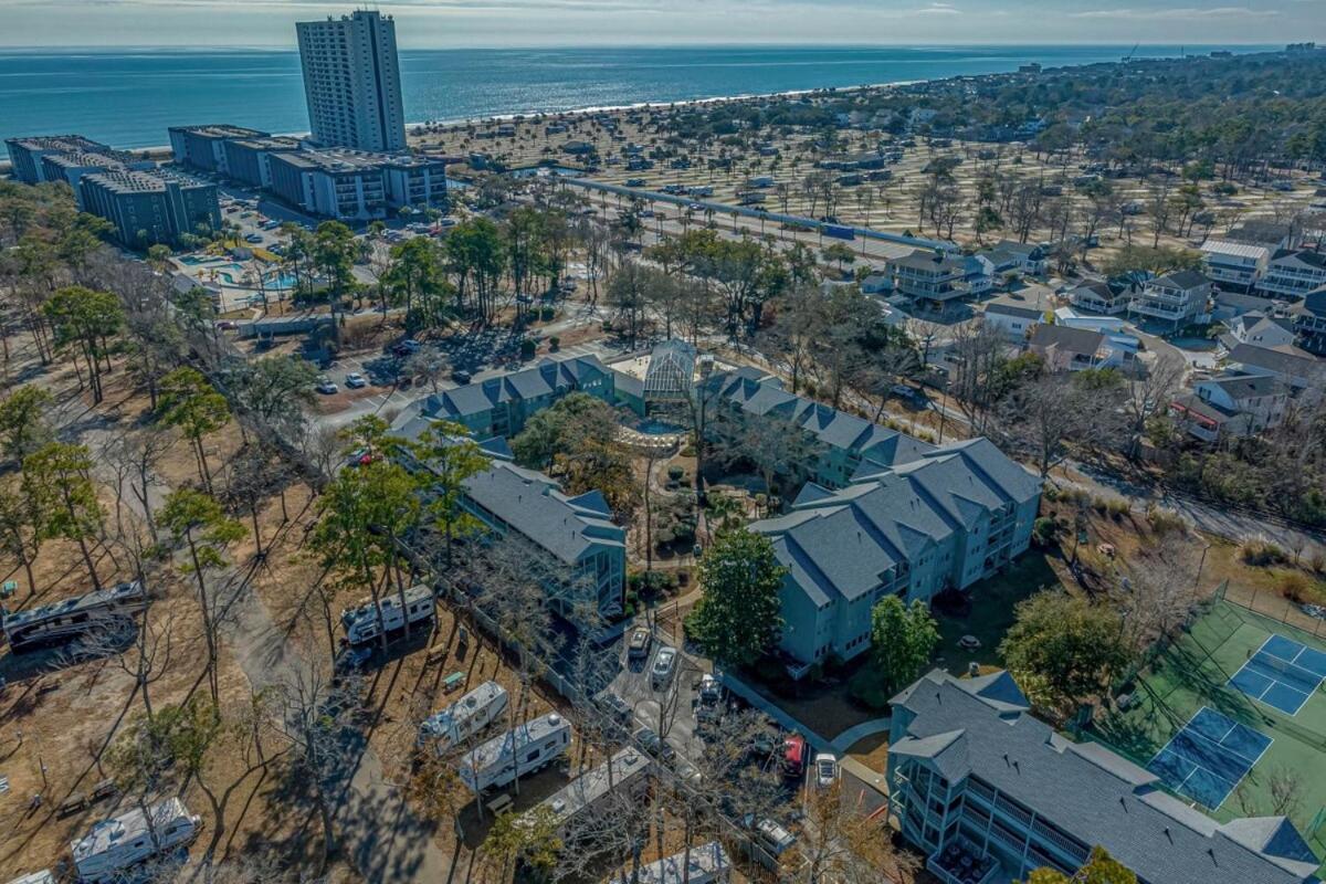 Myrtle Amenity-rich Escape 4205 Holiday home *