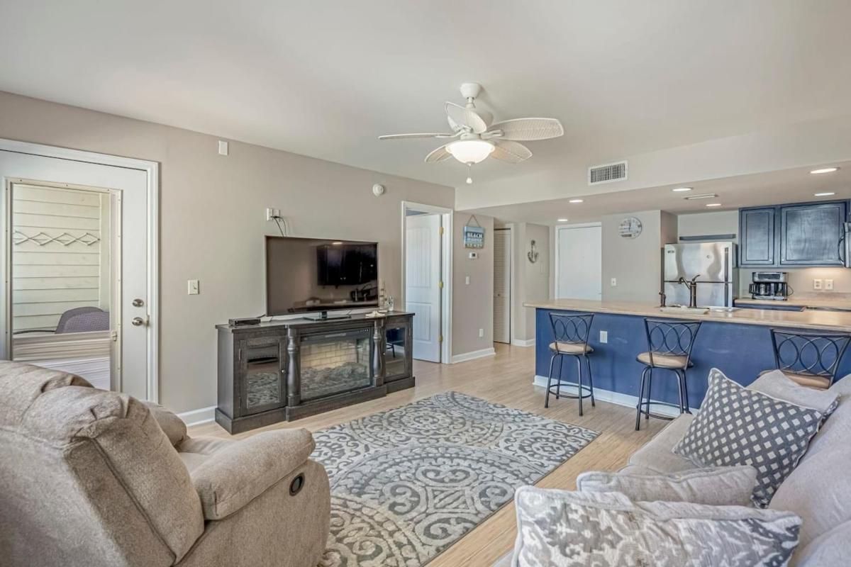Myrtle Amenity-rich Escape 4205