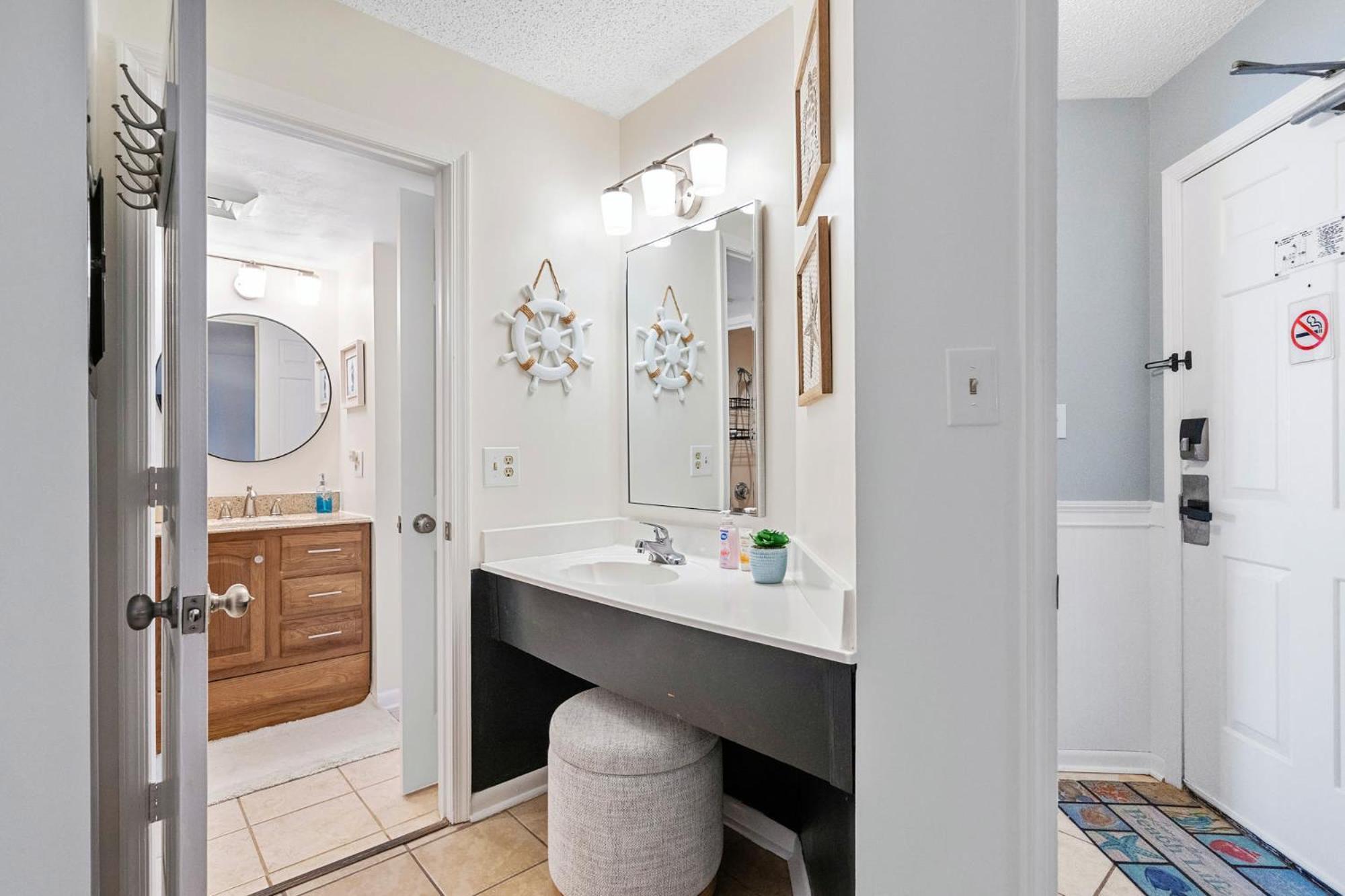 Ocean Forest Plaza Cozy Oceanfront Unit 1910 * Myrtle Beach