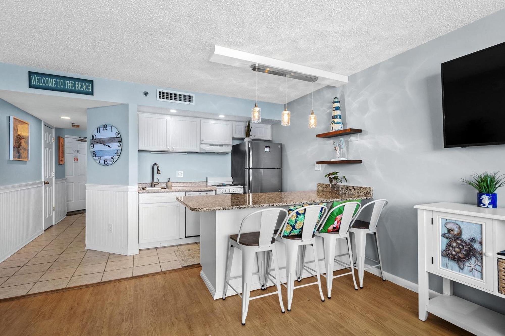 Ocean Forest Plaza Cozy Oceanfront Unit 1910 Myrtle Beach