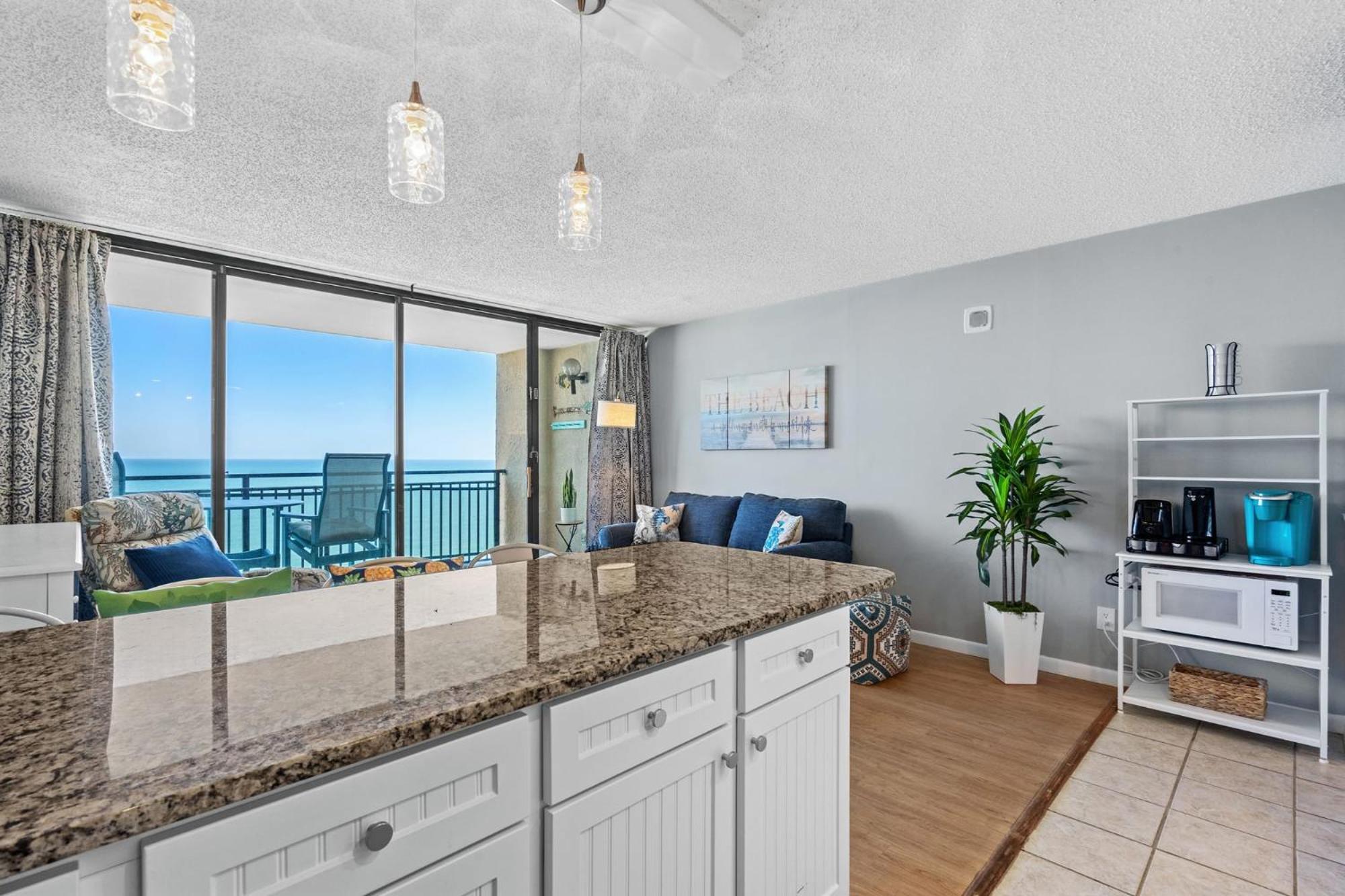 Ocean Forest Plaza Cozy Oceanfront Unit 1910 *