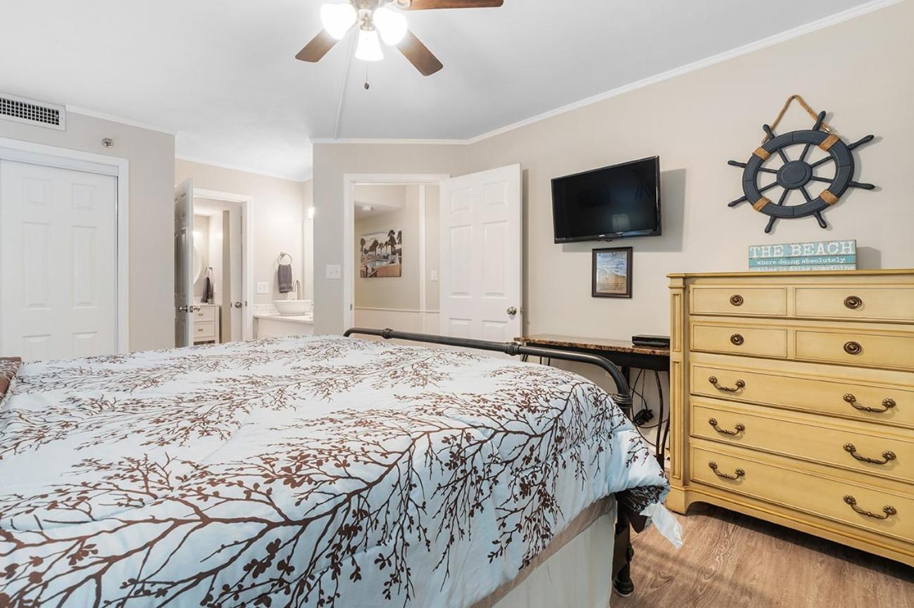 Ocean Forest Plaza Ocean View Unit 1201 *