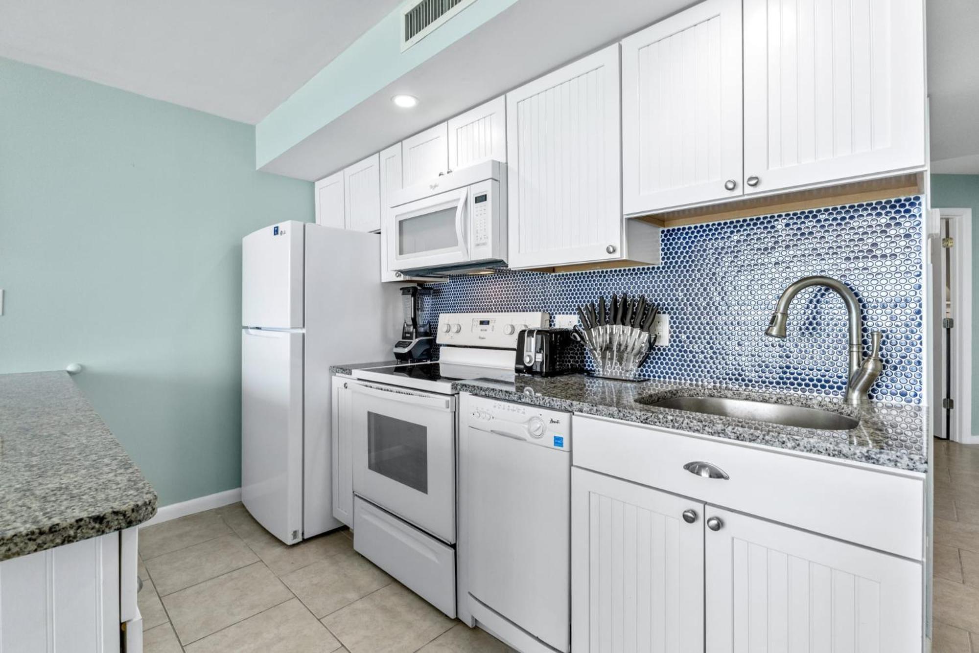 Ocean Forest Plaza Oceanfront Unit 1107 * Myrtle Beach