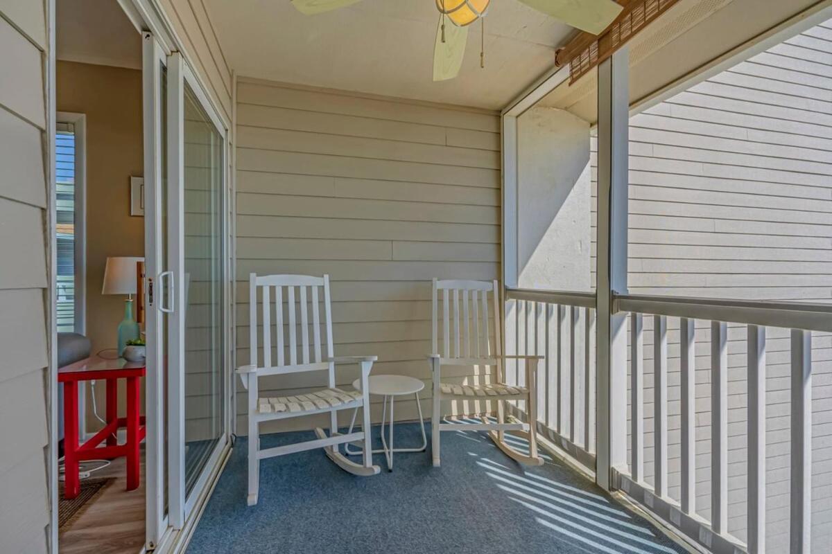 Holiday home Pelican's Watch Cozy Oceanfront Unit 304