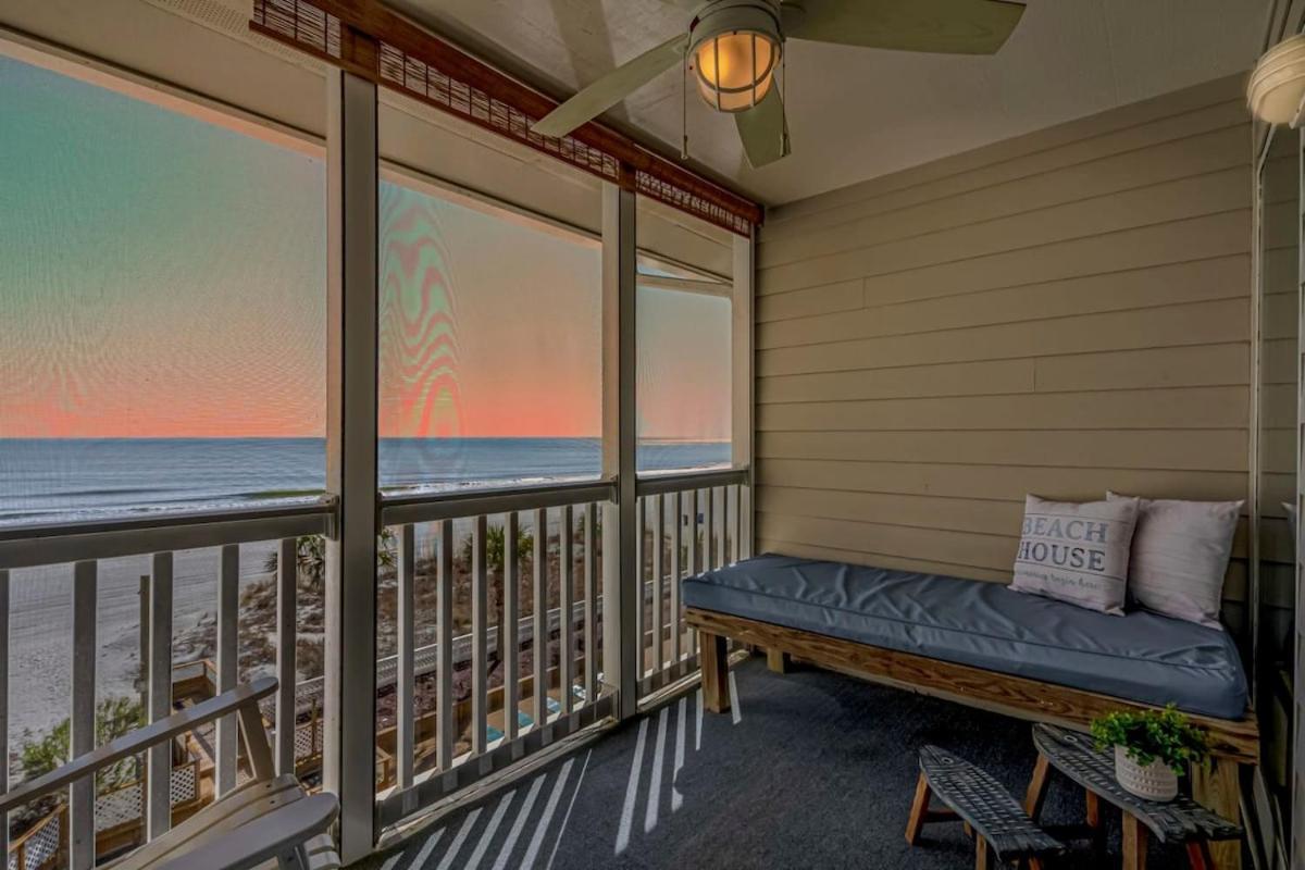 Pelican's Watch Cozy Oceanfront Unit 304 * Myrtle Beach