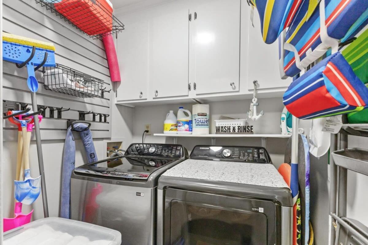 Pelican's Landing Breezy Oceanfront Unit 401 Holiday home Myrtle Beach