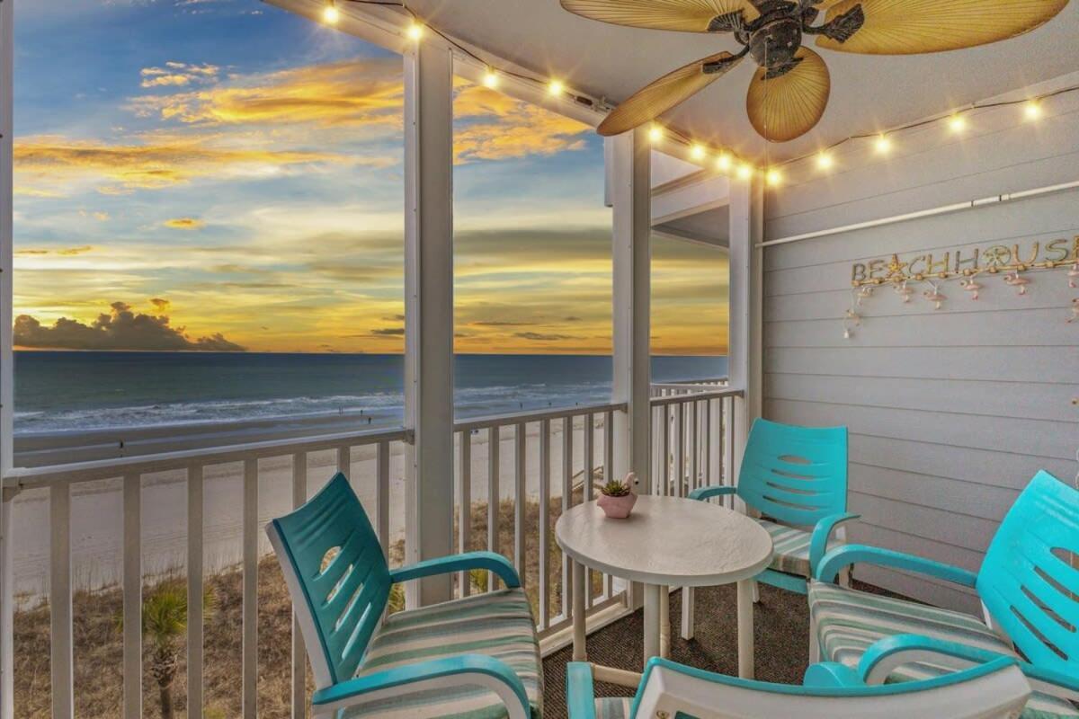 Pelican's Landing Breezy Oceanfront Unit 401 *
