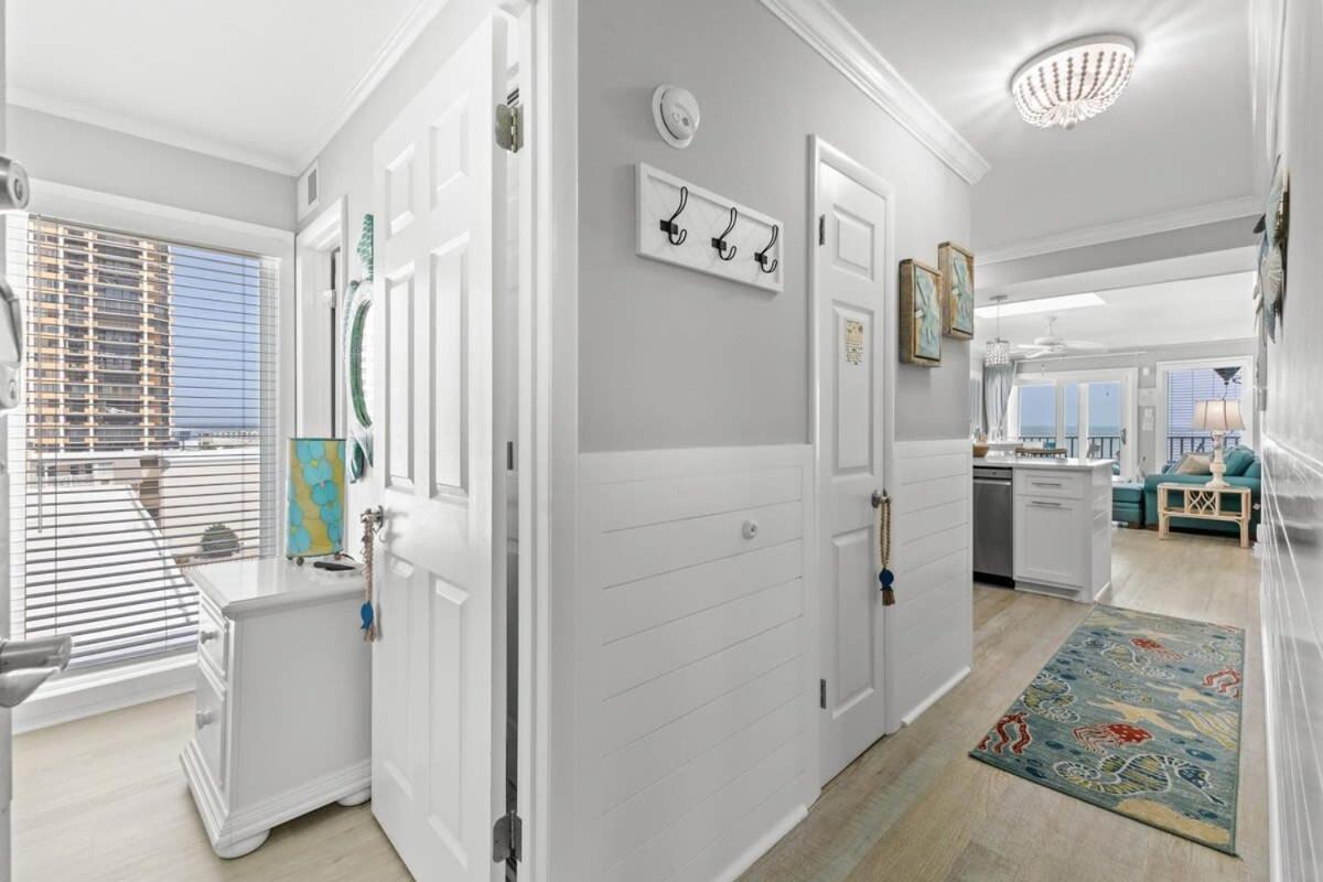 Pelican's Landing Breezy Oceanfront Unit 401 * Myrtle Beach