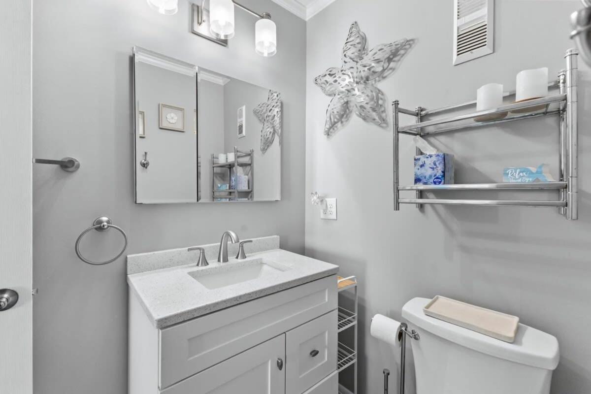 Holiday home Pelican's Landing Breezy Oceanfront Unit 401 *