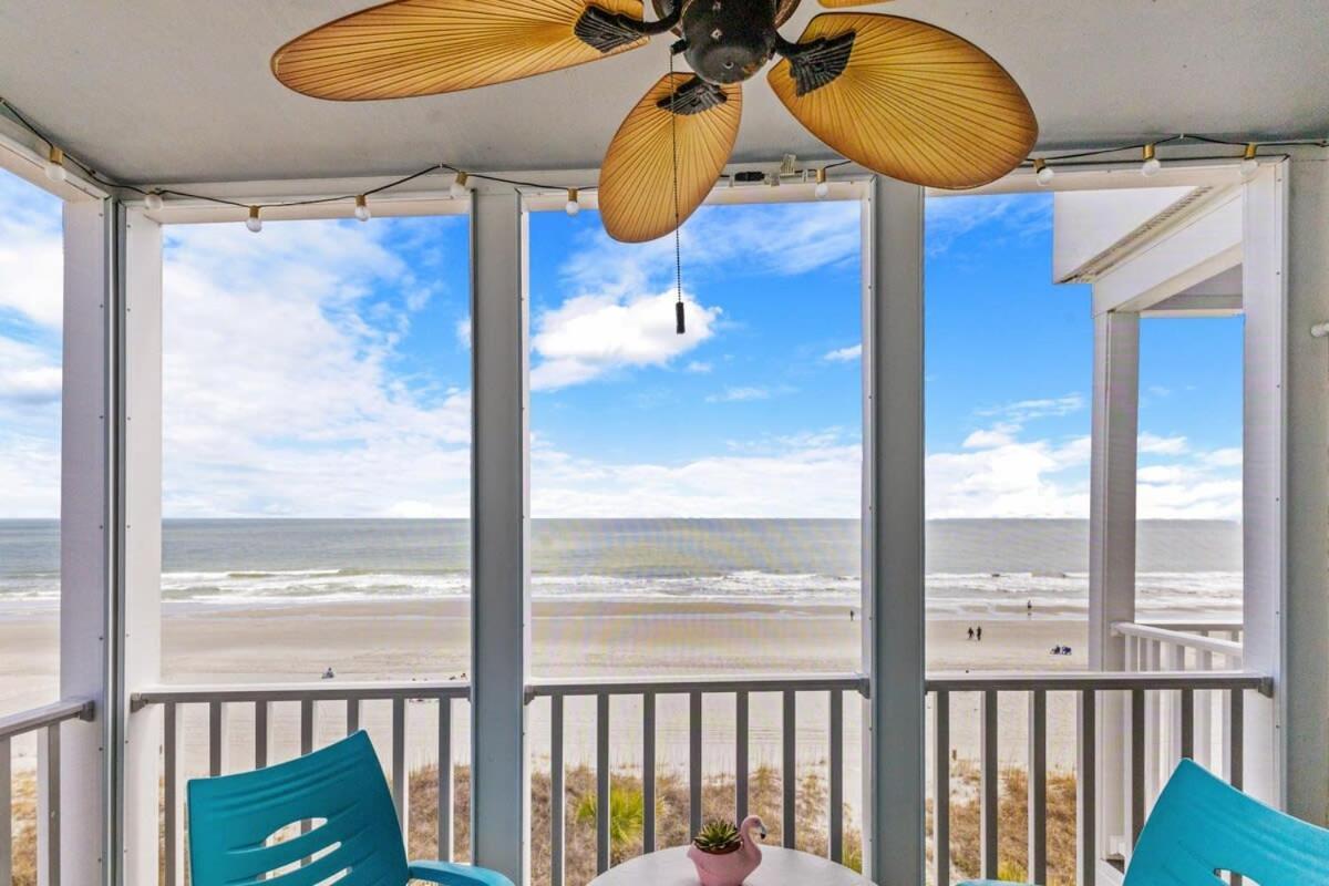 Pelican's Landing Breezy Oceanfront Unit 401 Holiday home