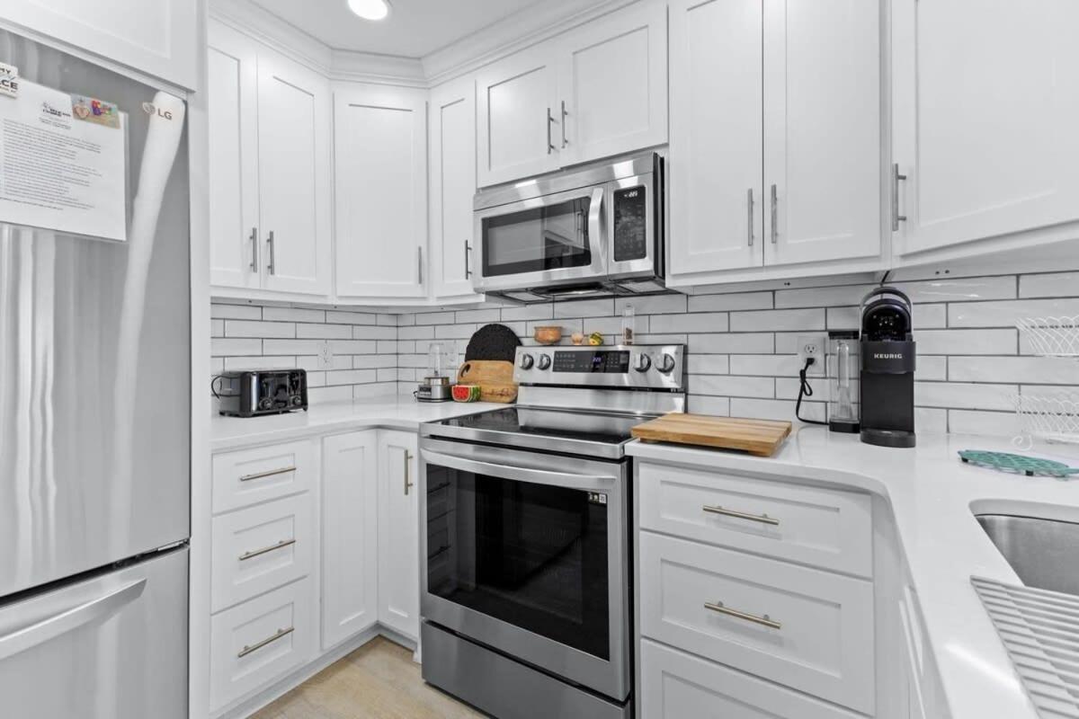Pelican's Landing Breezy Oceanfront Unit 401 Holiday home Myrtle Beach