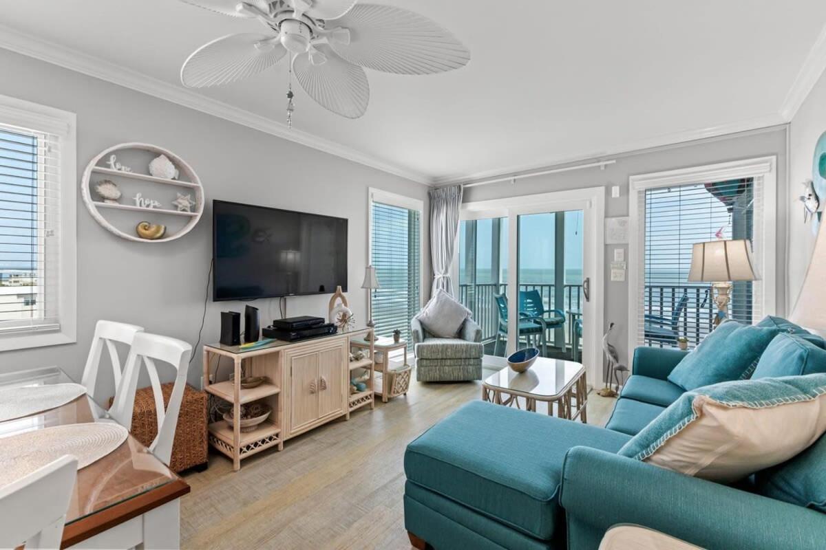 Pelican's Landing Breezy Oceanfront Unit 401 * Myrtle Beach