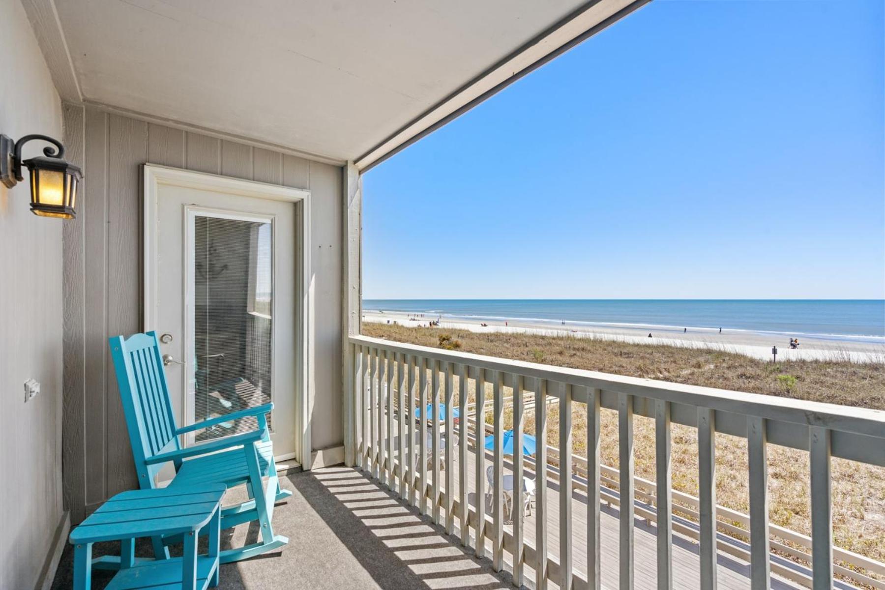 Chateau By The Sea Breezy Oceanfront Unit G2 *