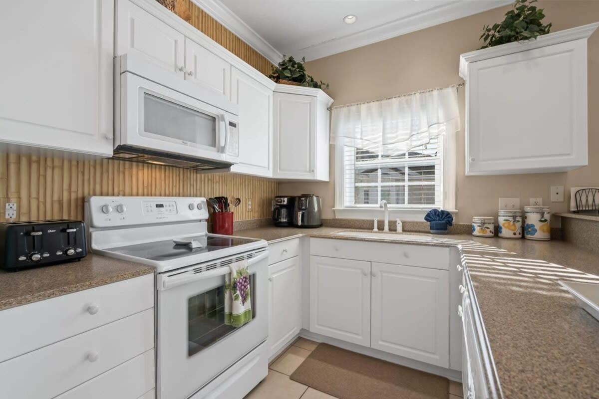 Holiday home Tupelo Bay Golf Serene Unit 1211 *